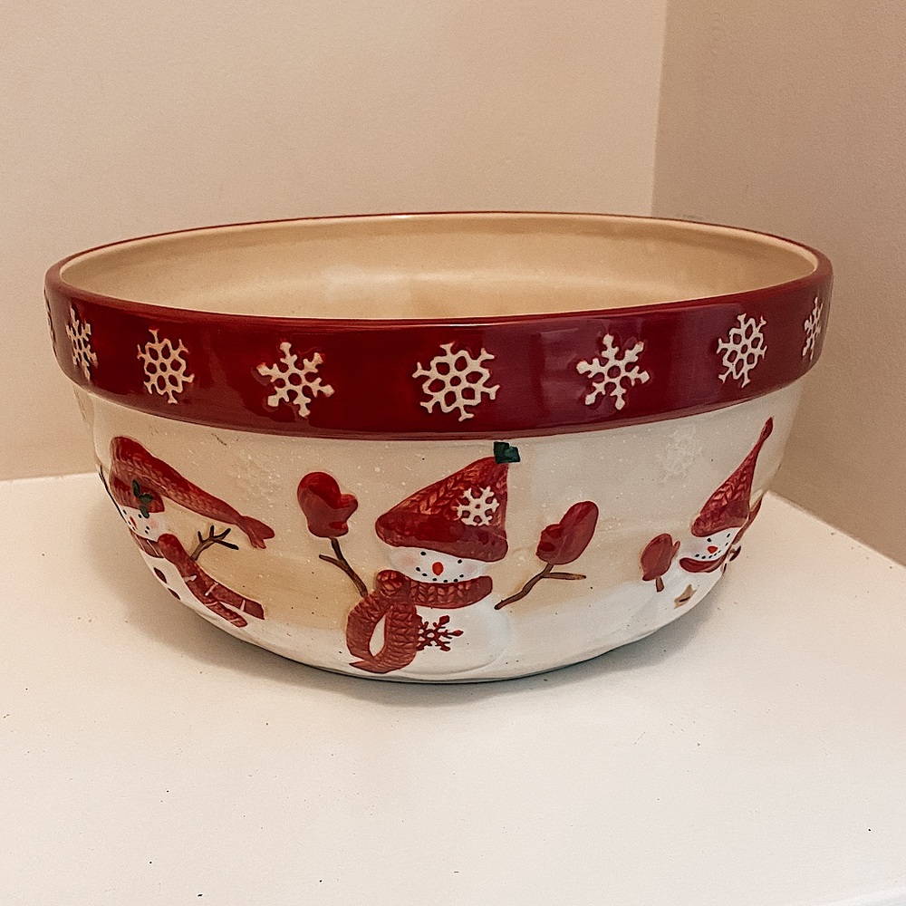 10.5” Christmas Holiday Snowman Round Dish